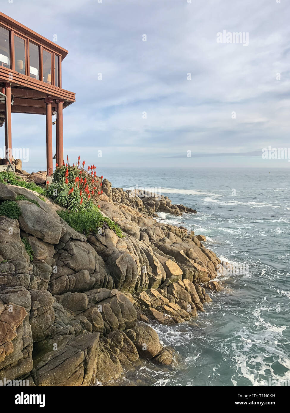 Blick auf die zerklüftete Küste aus Monterey in Kalifornien Stockfoto
