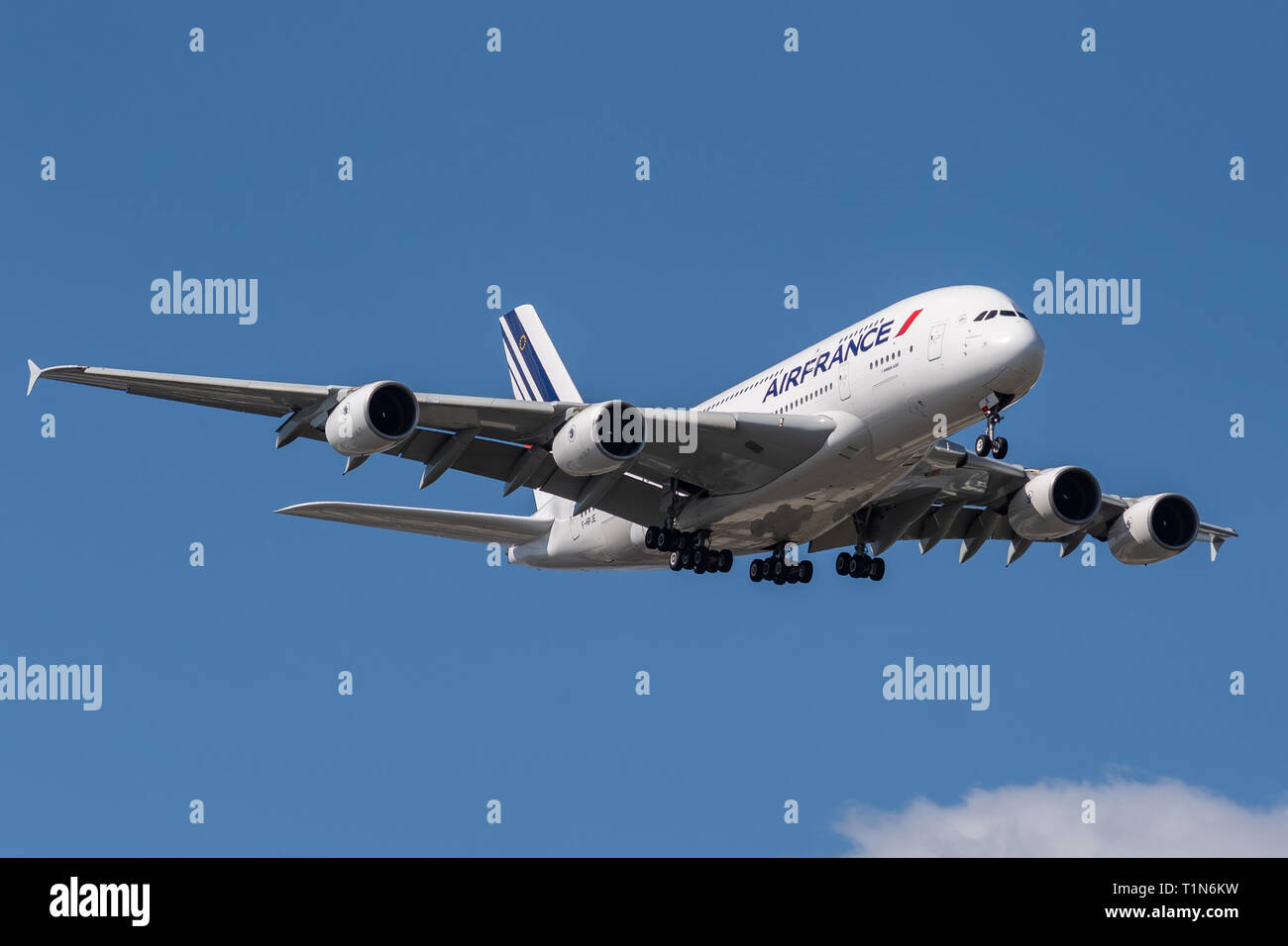 F-HPJE, Airbus A 380-861-052, 26. März 2019 die Landung auf der Start- und Landebahnen von Paris Roissy Charles de Gaulle Airport am Ende von Flug Air France AF 179 Kom Stockfoto