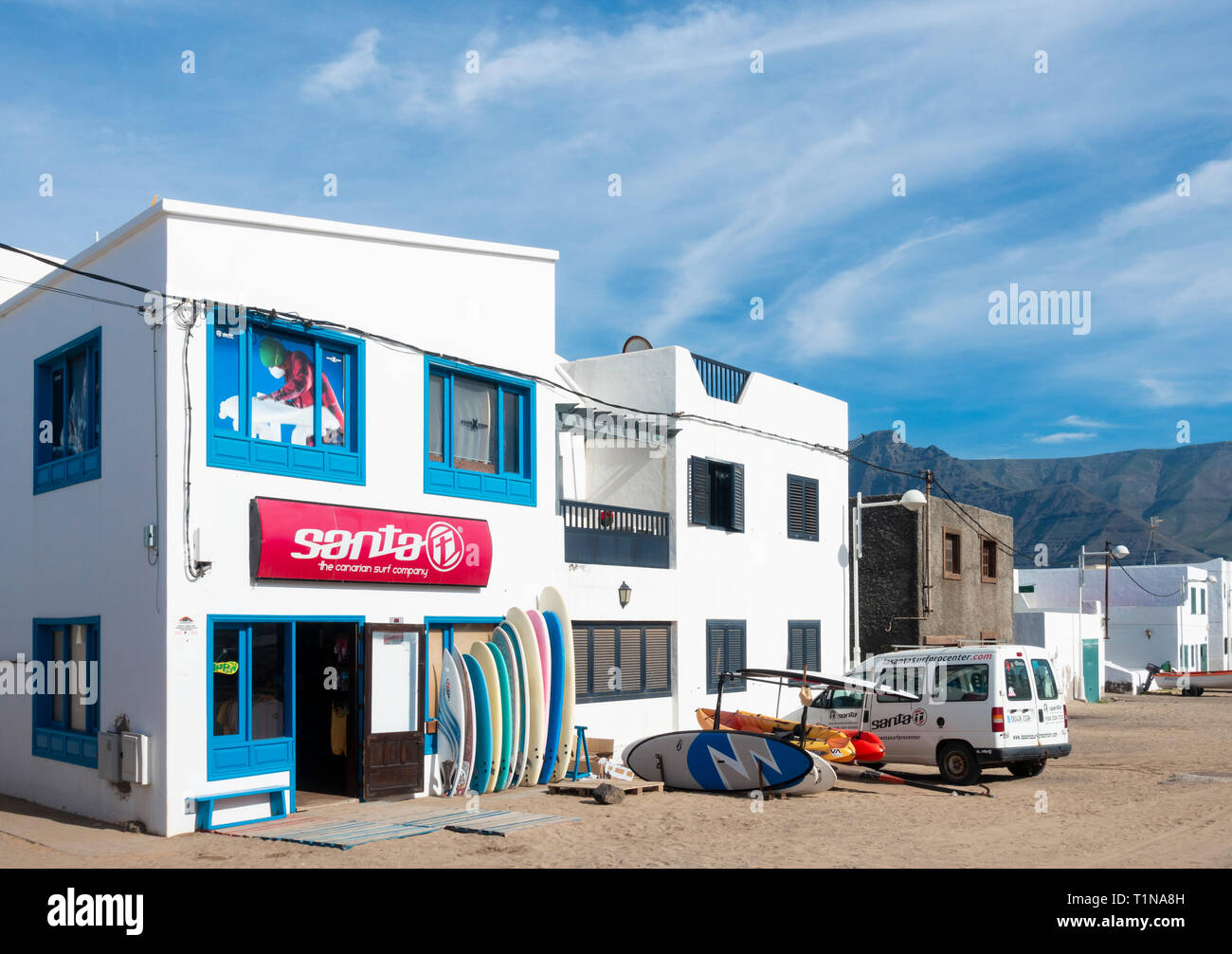 Surf Shop in Caleta de Famara auf Lanzarote, Kanarische Inseln, Spanien Stockfoto