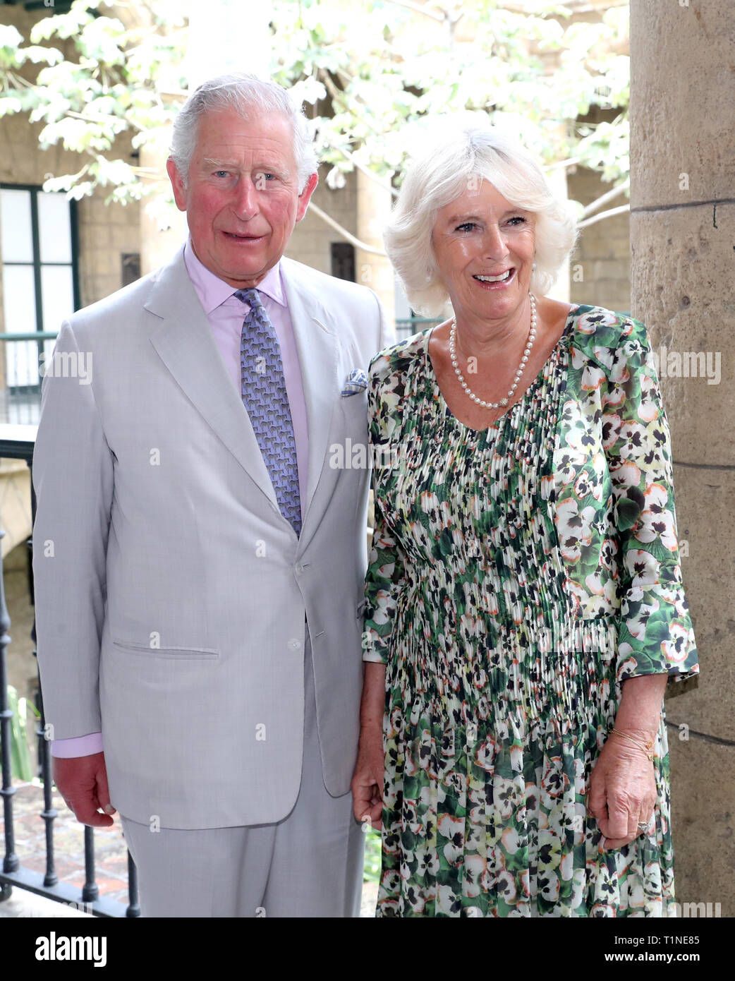 Der Prinz von Wales und die Herzogin von Cornwall nehmen an einem Empfang im Palacio de Los Capitanes Generales in Havanna, Kuba. Stockfoto