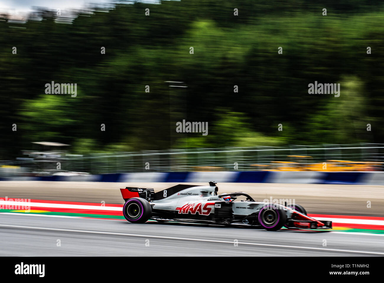Spielberg/Österreich - 06/29/2018 - #8 Romain Grosjean (FRA) in seinem HAAS RVF-18 während des RP2 auf dem Red Bull Ring vor dem Grand Prix von Österreich 2018 Stockfoto