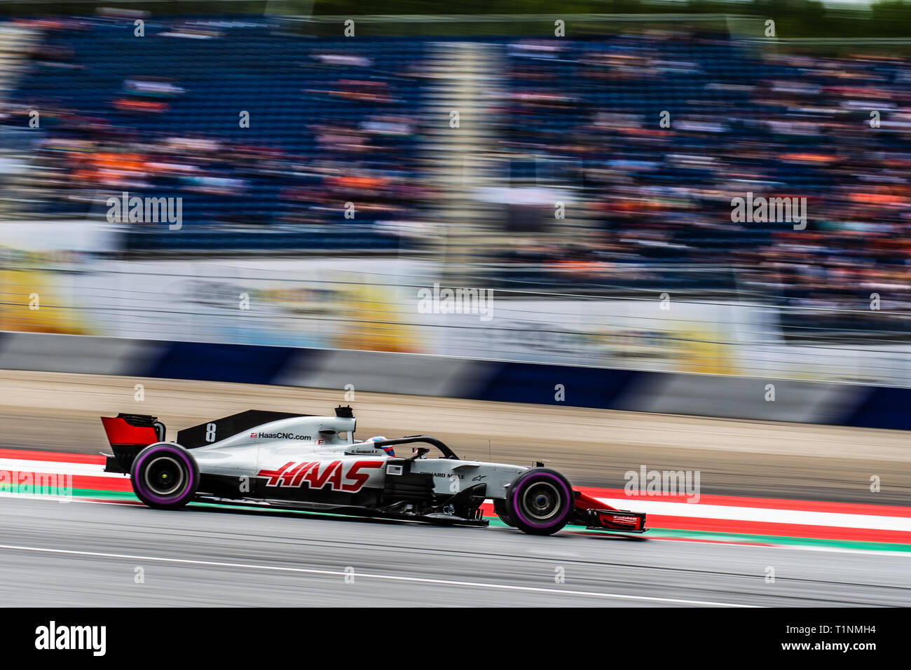 Spielberg/Österreich - 06/29/2018 - #8 Romain Grosjean (FRA) in seinem HAAS RVF-18 während des RP2 auf dem Red Bull Ring vor dem Grand Prix von Österreich 2018 Stockfoto