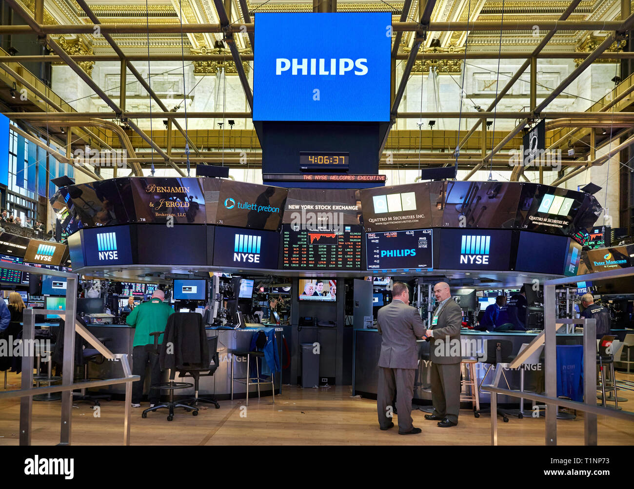 Das Parkett der New York Stock Exchange NYSE an der schließenden Glocke. Stockfoto