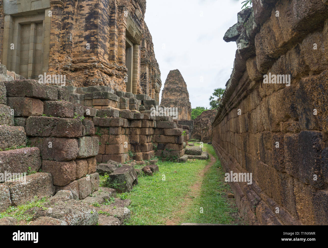 Im Inneren des Pre Rup Tempel Mauern in Kambodscha Stockfoto