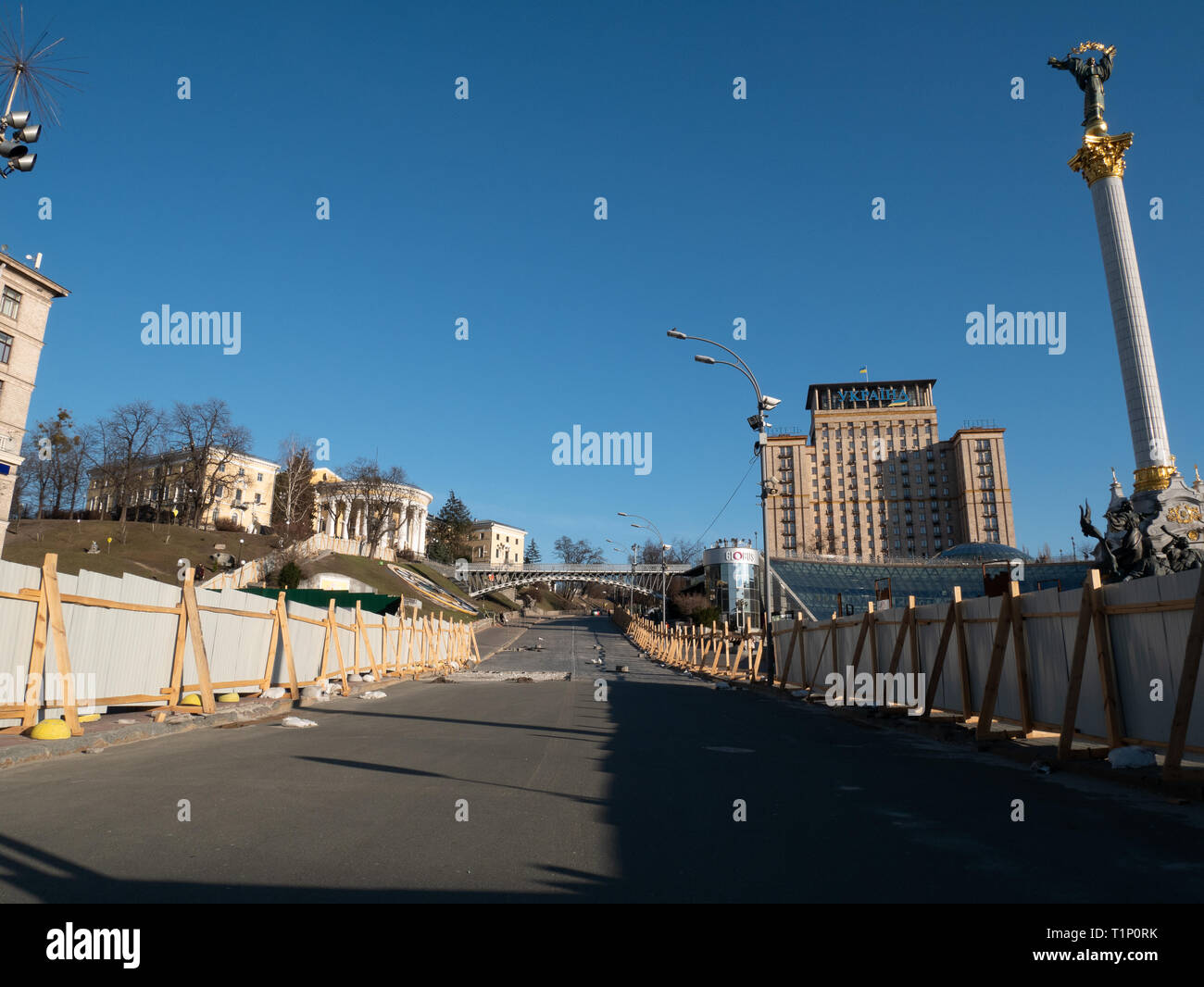 Kiew, Ukraine - MÄRZ 13, 2019: Gasse der gefallenen Helden namens Himmlischen hundert an der Stadt Unabhängigkeit square Maidan Nezalezhnosti in Kiew unter cons Stockfoto