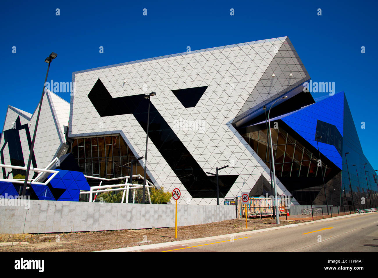 PERTH, Australien - 2. März, 2019: RAC-Arena ist ein Unterhaltungs- und sporting Arena wurde im Jahr 2012 erbaut und wurde von Architekturbüros Ashton Raggat konzipiert Stockfoto