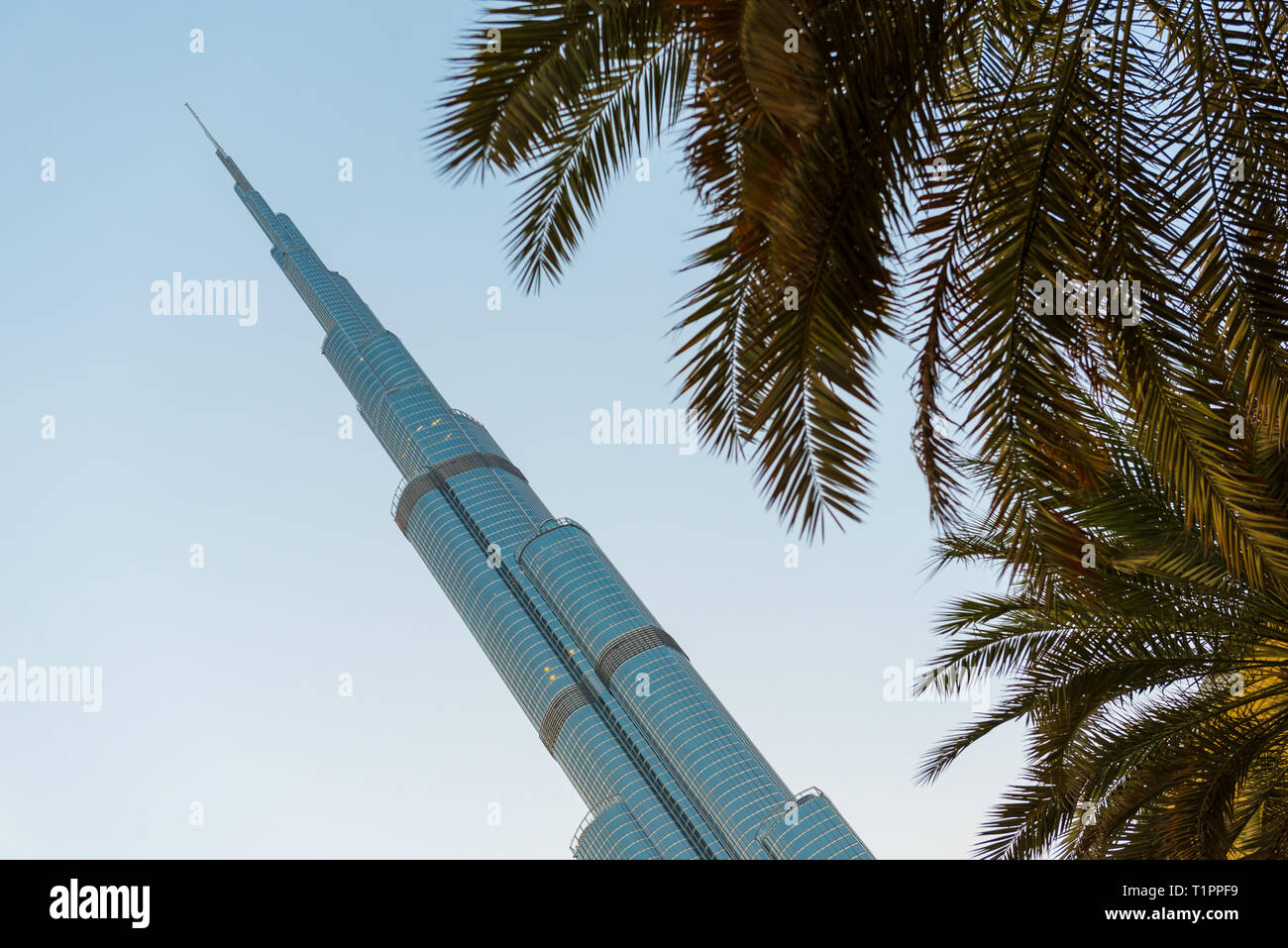 Burj Khalifa Sonnenuntergang über der Welt höchstes Gebäude in Dubai Stockfoto