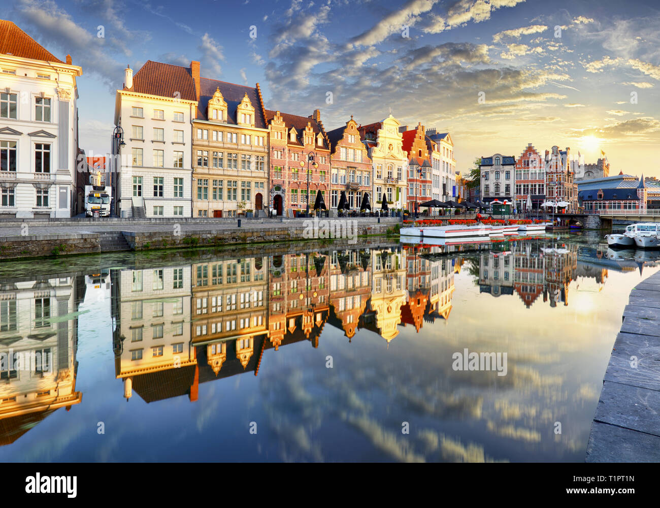 Gent Stadt mit alten Haus bei Sonnenuntergang, Belgien Stockfoto