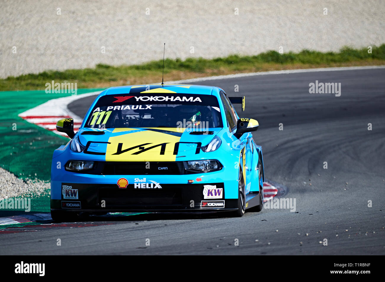 Barcelona, Spanien. 28. März, 2019. Andy Priaulx (GBR), Lynk und Co 03 TCR in Aktion während der WTCR offizielle Test auf dem Circuit de Catalunya. Credit: Pablo Guillen/Alamy leben Nachrichten Stockfoto