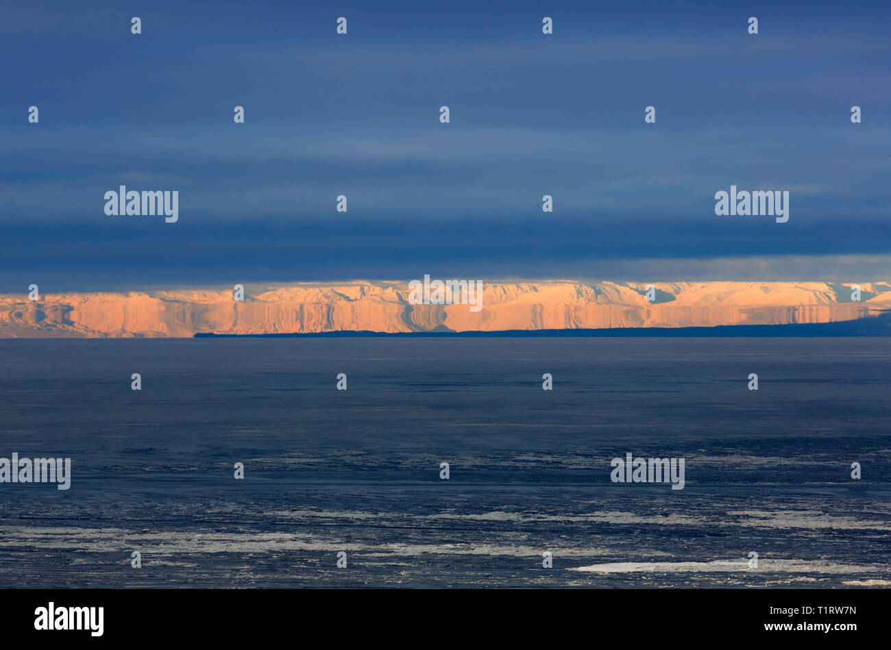 Fata Morgana über die Bucht über Anchorage, Alaska Stockfoto