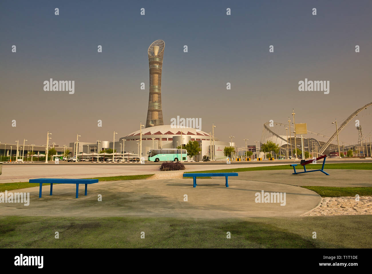 DOHA, Katar - 20. AUGUST 2013: Aspire Zone Freibad Fitnessstudio in Doha, Katar Stockfoto