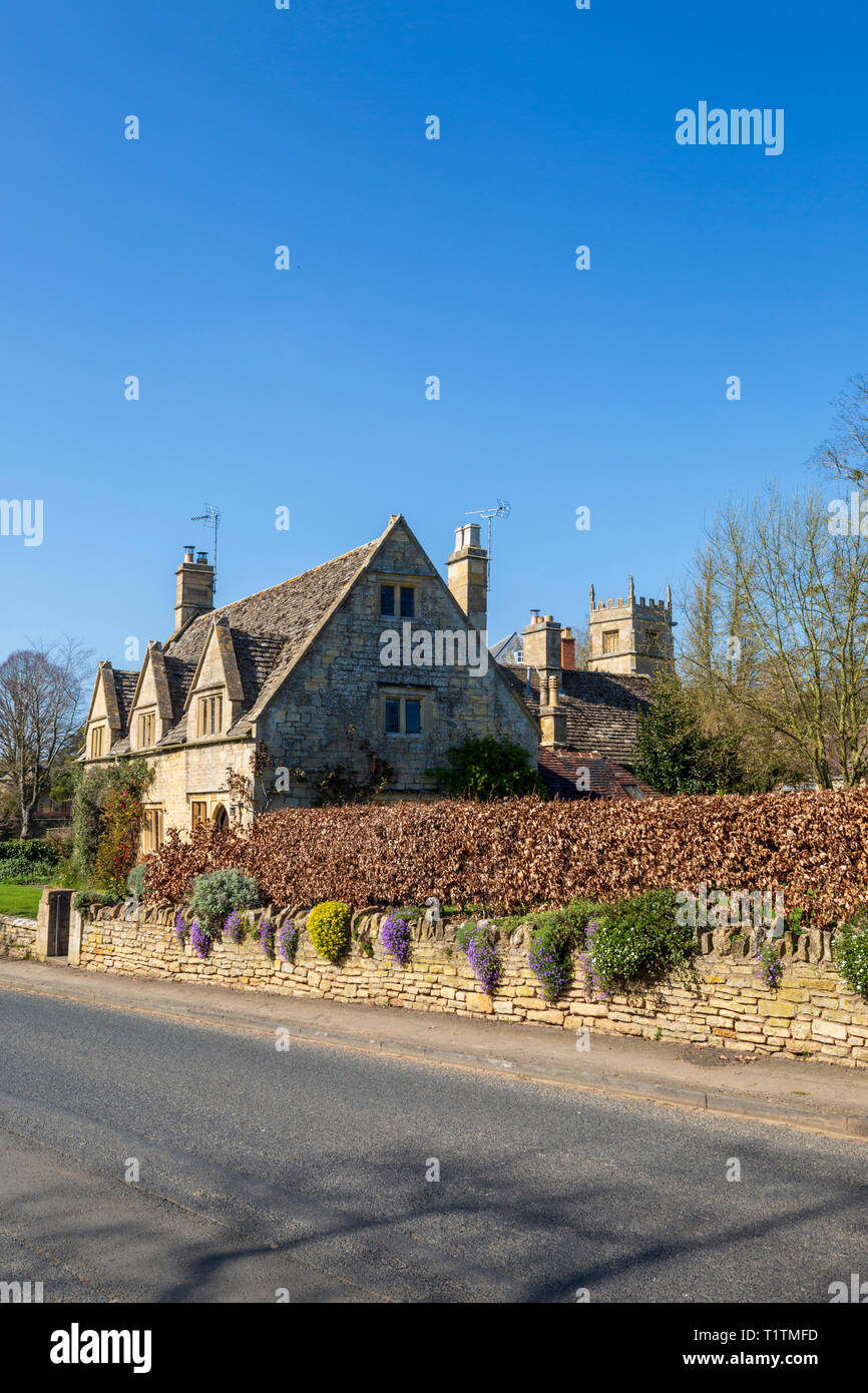 Die unberührte Cotswold Dorf Overbury in Worcestershire, England Stockfoto