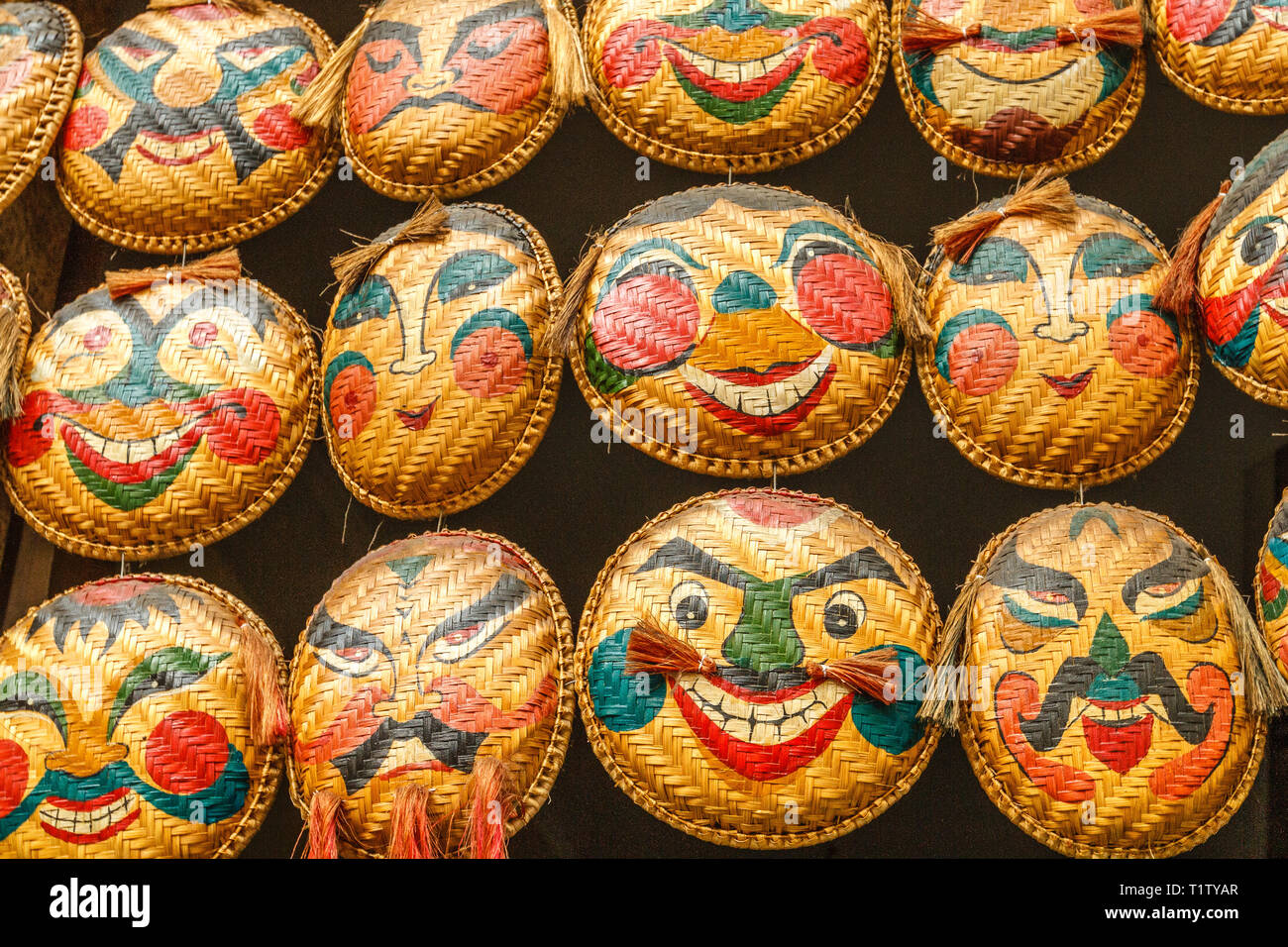 Traditionelle vietnamesische masken -Fotos und -Bildmaterial in hoher  Auflsung  Alamy