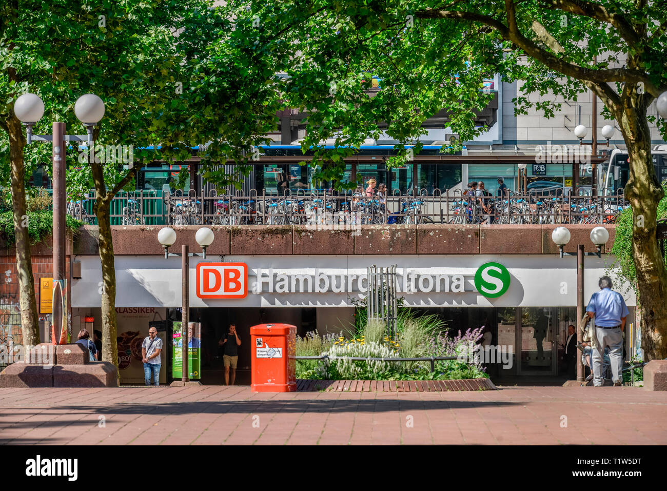 Bahnhof, Altona, Hamburg, Deutschland Stockfotografie Alamy