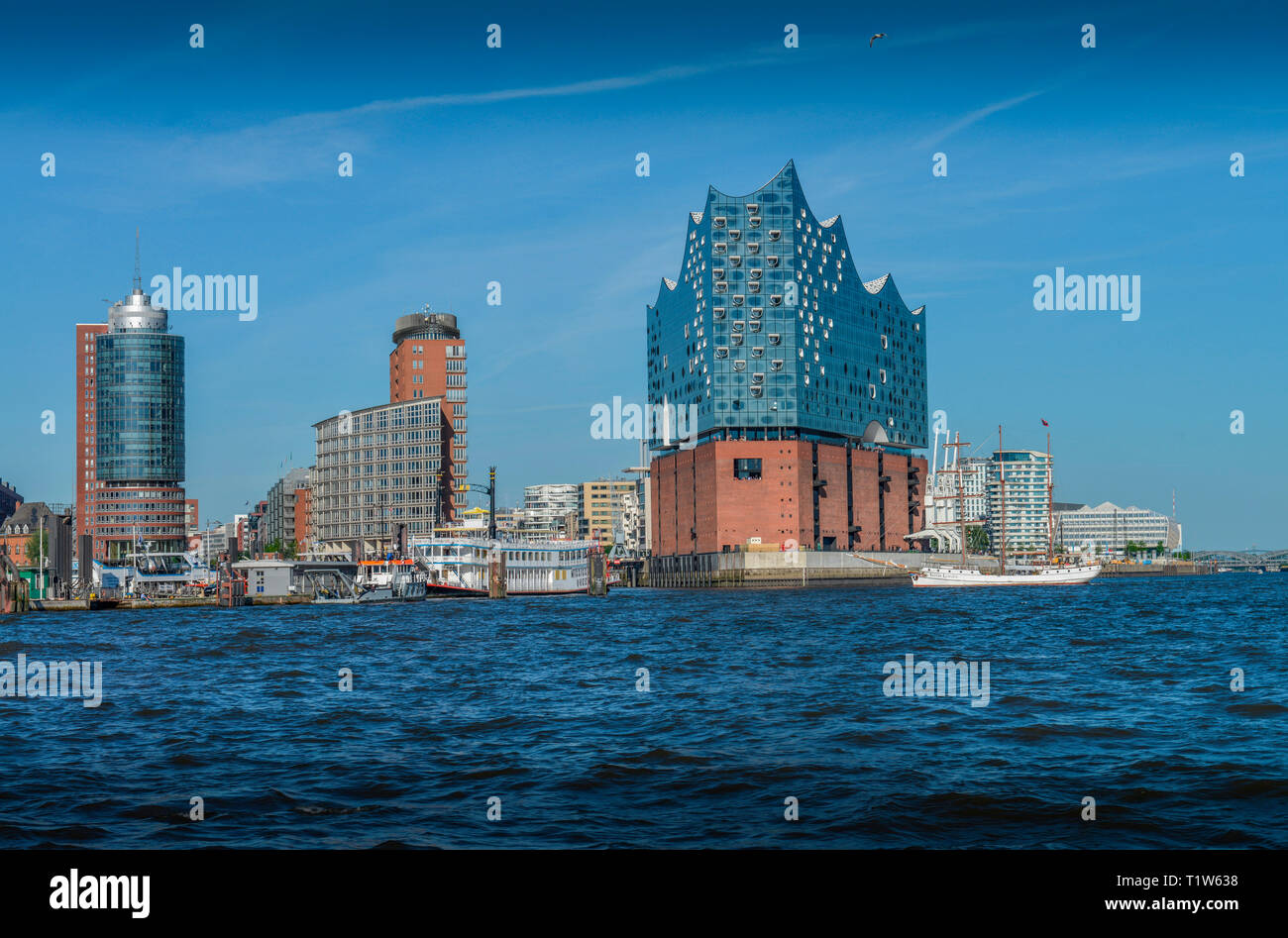 Elbphilharmonie, Hafencity, Elbe, Hamburg, Deutschland Stockfoto
