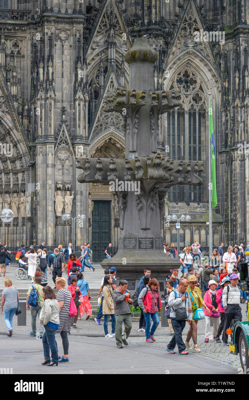 Kreuzblume, Westportal, Domplatte, Dom, Köln, 92660 Stockfoto