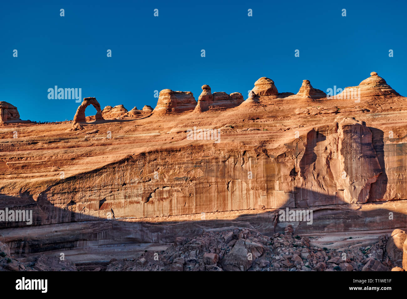 Arches National Park mit Zarten Arch in einem Abstand, Moab, Utah, USA, Nordamerika Stockfoto