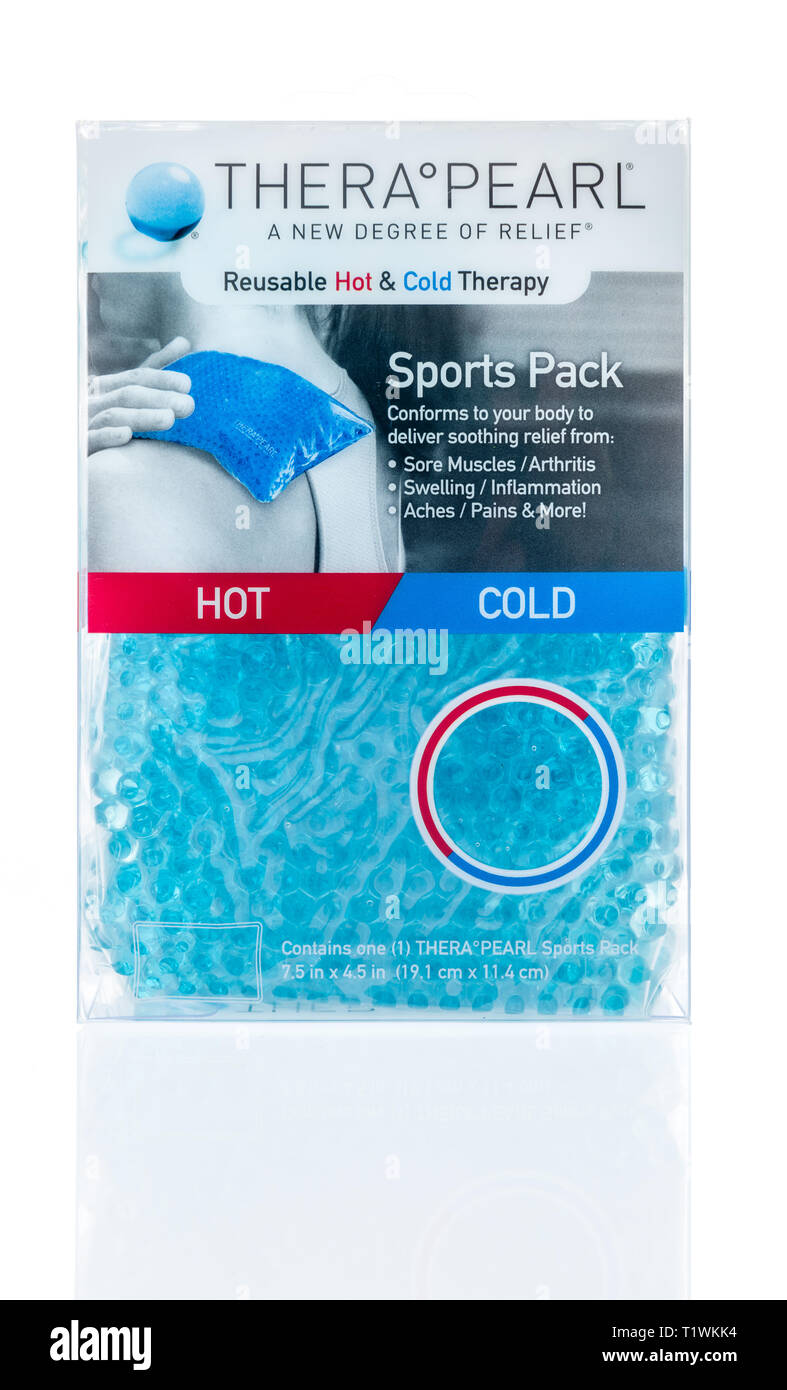 Winneconne, WI - 20. März 2019: ein Paket von Therapearl wiederverwendbare heiße und kalte Therapie sport Pack auf einem isolierten Hintergrund Stockfoto
