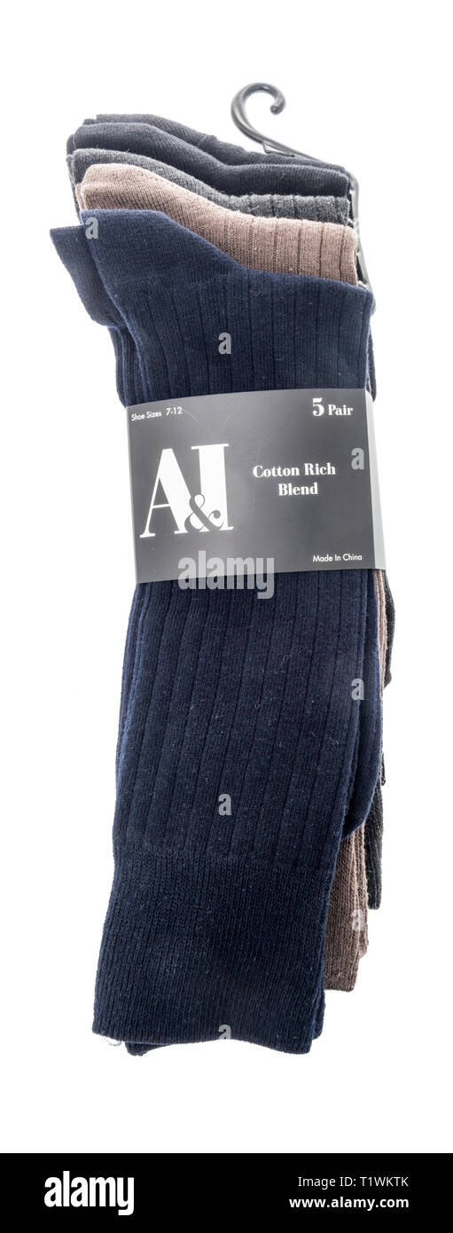 Winneconne, WI - 26. März 2019: ein Paket von A&I Baumwolle Mischung Socken auf einem isolierten Hintergrund Stockfoto