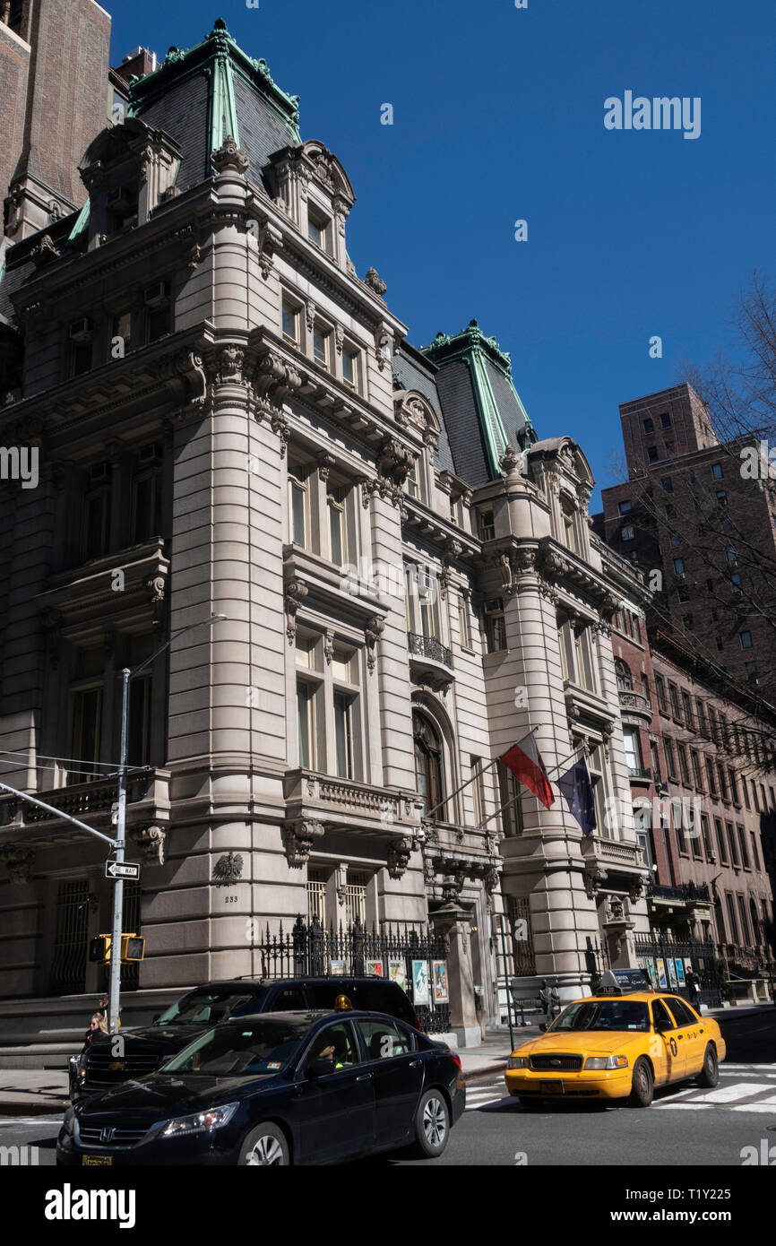 Das Generalkonsulat der Republik Polen in New York City ist einer konsularischen Vertretung der Republik Polen in den Vereinigten Staaten. Stockfoto