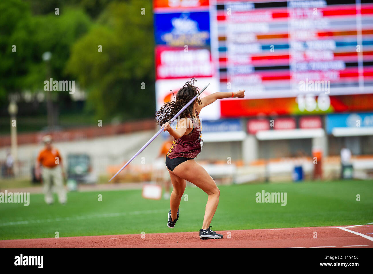 März 28, 2019: Ilhame Tamrouti #2286 mit Loyola (1452-1519) in Aktion Frauen Speerwurf Abschnitt B Univ/Coll am Clyde Littlefield Texas Relais, Mike A. Myers Stadion. Austin, Texas. Mario Cantu/CSM Stockfoto