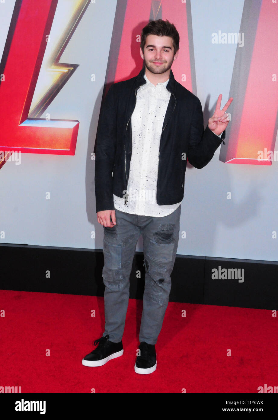 Jack griffo Fotos und Bildmaterial in hoher Auflösung Seite 2 Alamy