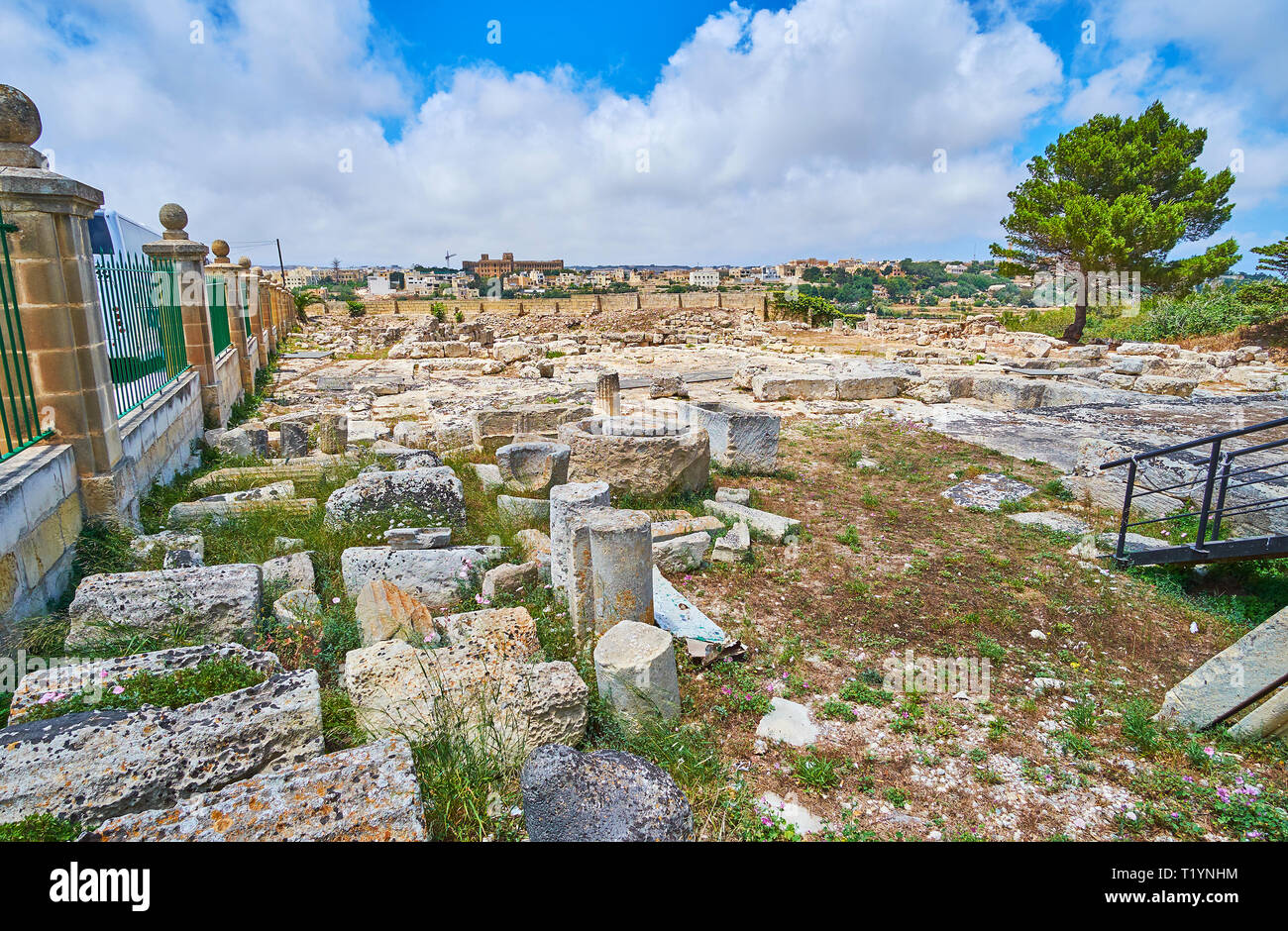 Die archäologische Stätte, hinter dem Domus Romana (römische Villa), zwischen Rabat und Mdina, Malta entfernt. Stockfoto