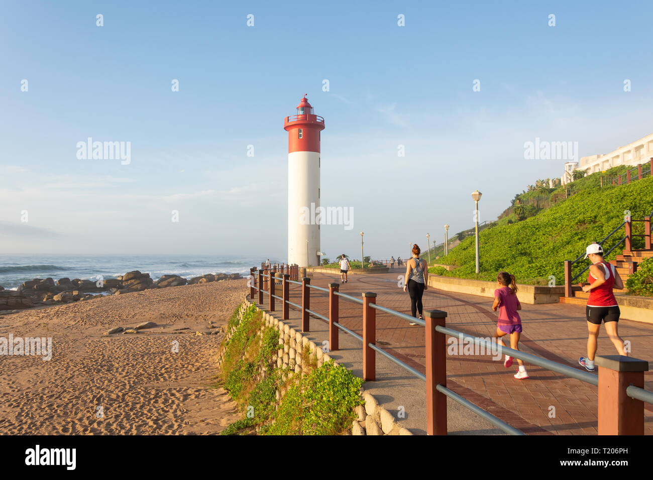 Umhlanga Leuchtturm Strand bei Sonnenaufgang, Umhlanga Rocks, Umhlanga, KwaZulu-Natal, Südafrika Stockfoto