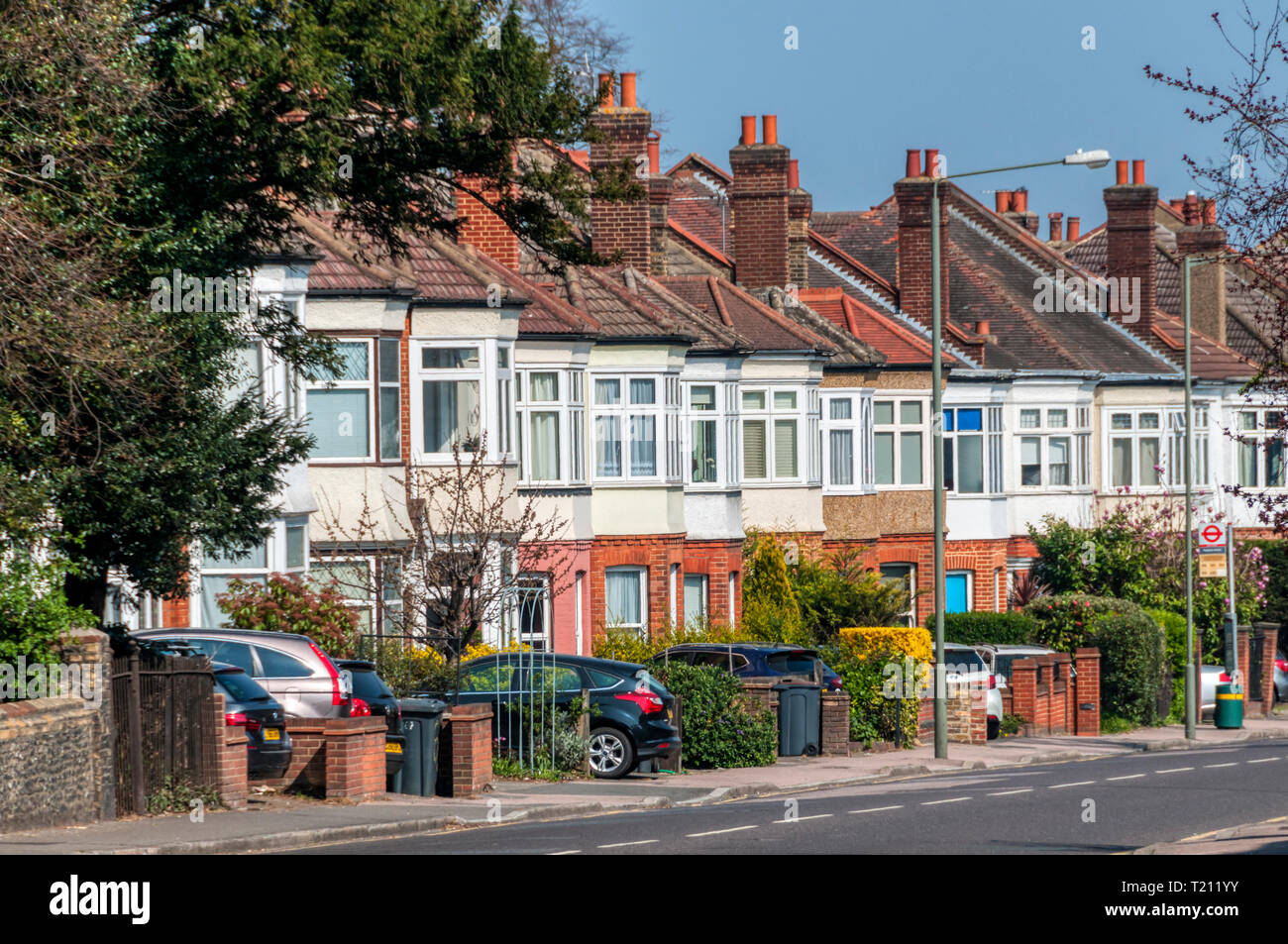Eine Reihe von halb-freistehende Häuser in Bromley, South London. Stockfoto