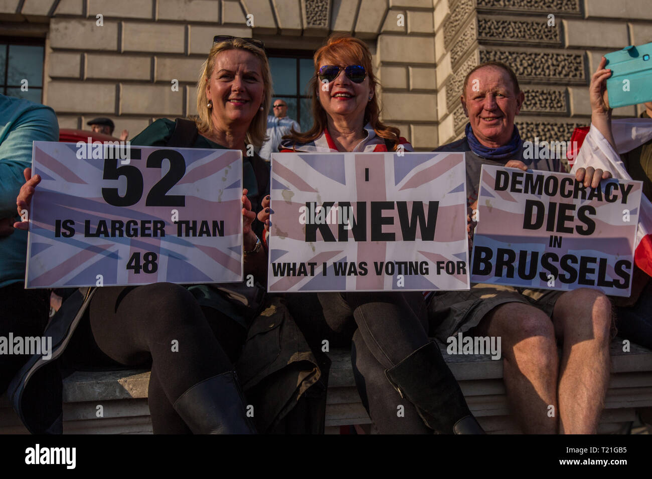 London, Großbritannien. 29. März, 2019. Tausende von Demonstranten auf die Straße gingen, um dem Parlament für die' Demonstrationen Brexit Verrat" an dem Tag, an dem Großbritannien sollte die Europäische Union zu verlassen. David Rowe/Alamy Leben Nachrichten. Stockfoto