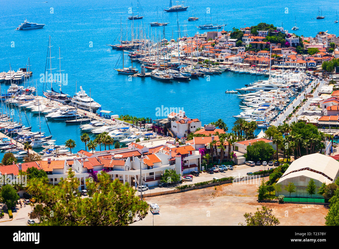 Marmaris Hafen mit Yachten Antenne Panoramaaussicht in der Türkei Stockfoto