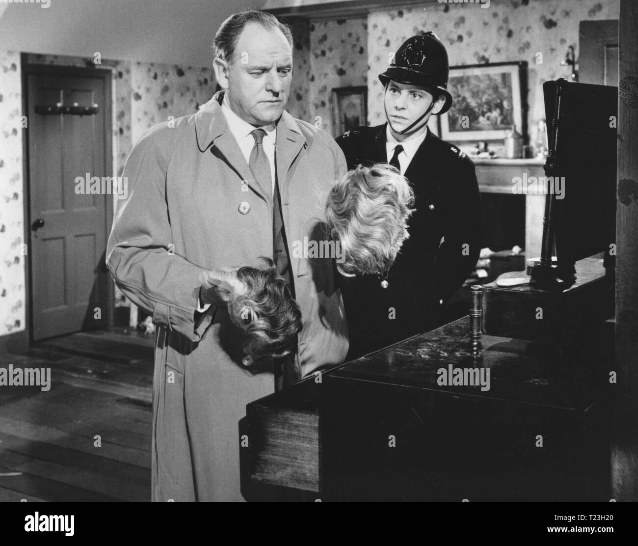 Anhaltspunkt der silbernen Taste (1961) Edgar Wallace Mystery-thriller. Bernard Lee, Datum: 1961 Stockfoto
