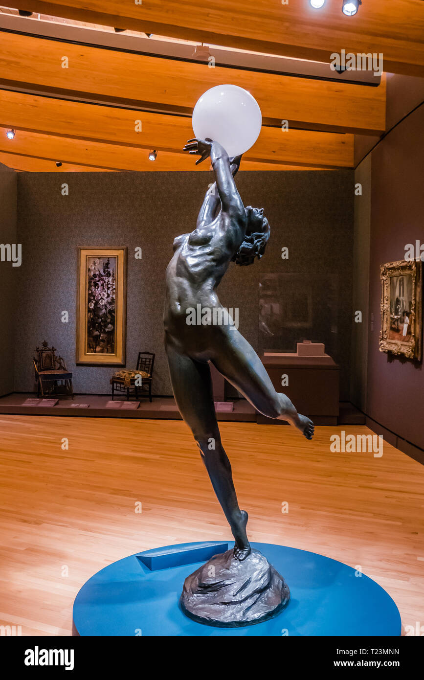 Junge Tänzerin Skulptur von Harriet Whitney frishmuth innen Crystal Bridge Museum in Nordwest Arkansas Stockfoto