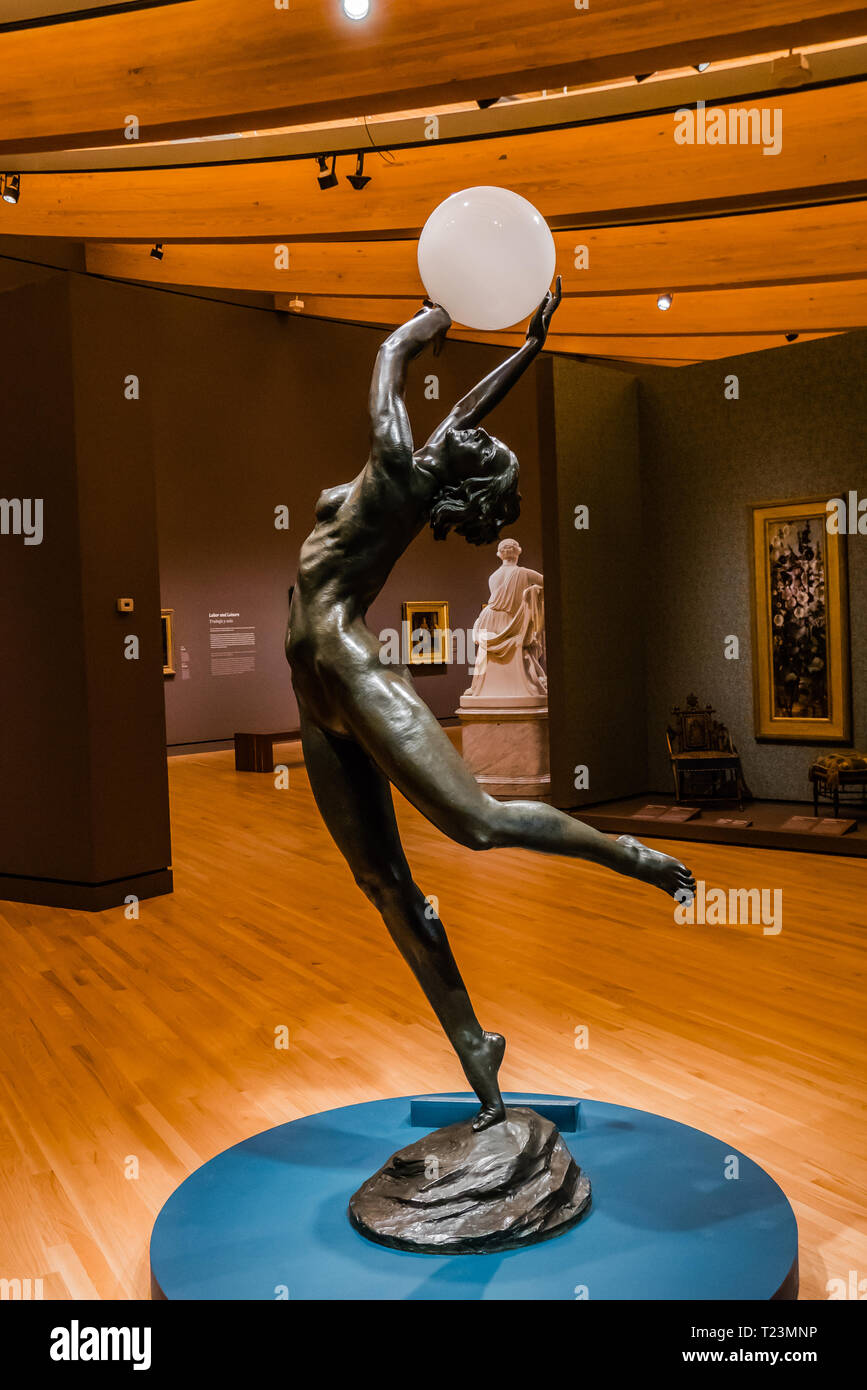 Junge Tänzerin Skulptur von Harriet Whitney frishmuth innen Crystal Bridge Museum in Nordwest Arkansas Stockfoto