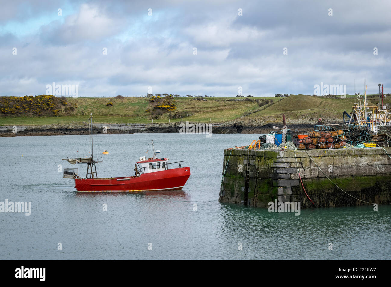 Das ist ein Bild von einem Fischerboot Rubrik vom Meer Stockfoto