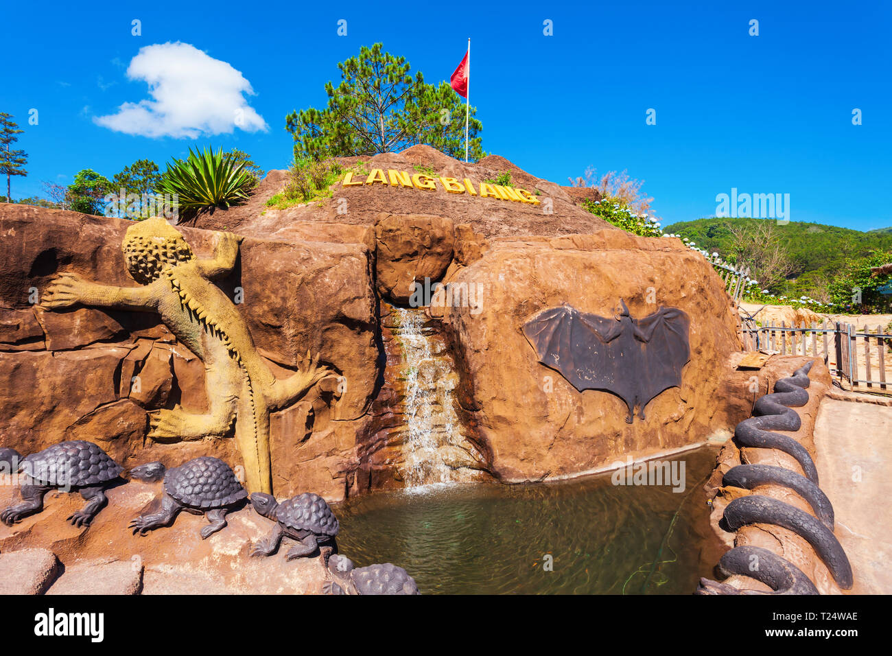 DALAT, VIETNAM - 12. MÄRZ 2018: Tunnel Ton Park in Dalat City in Vietnam. Stockfoto