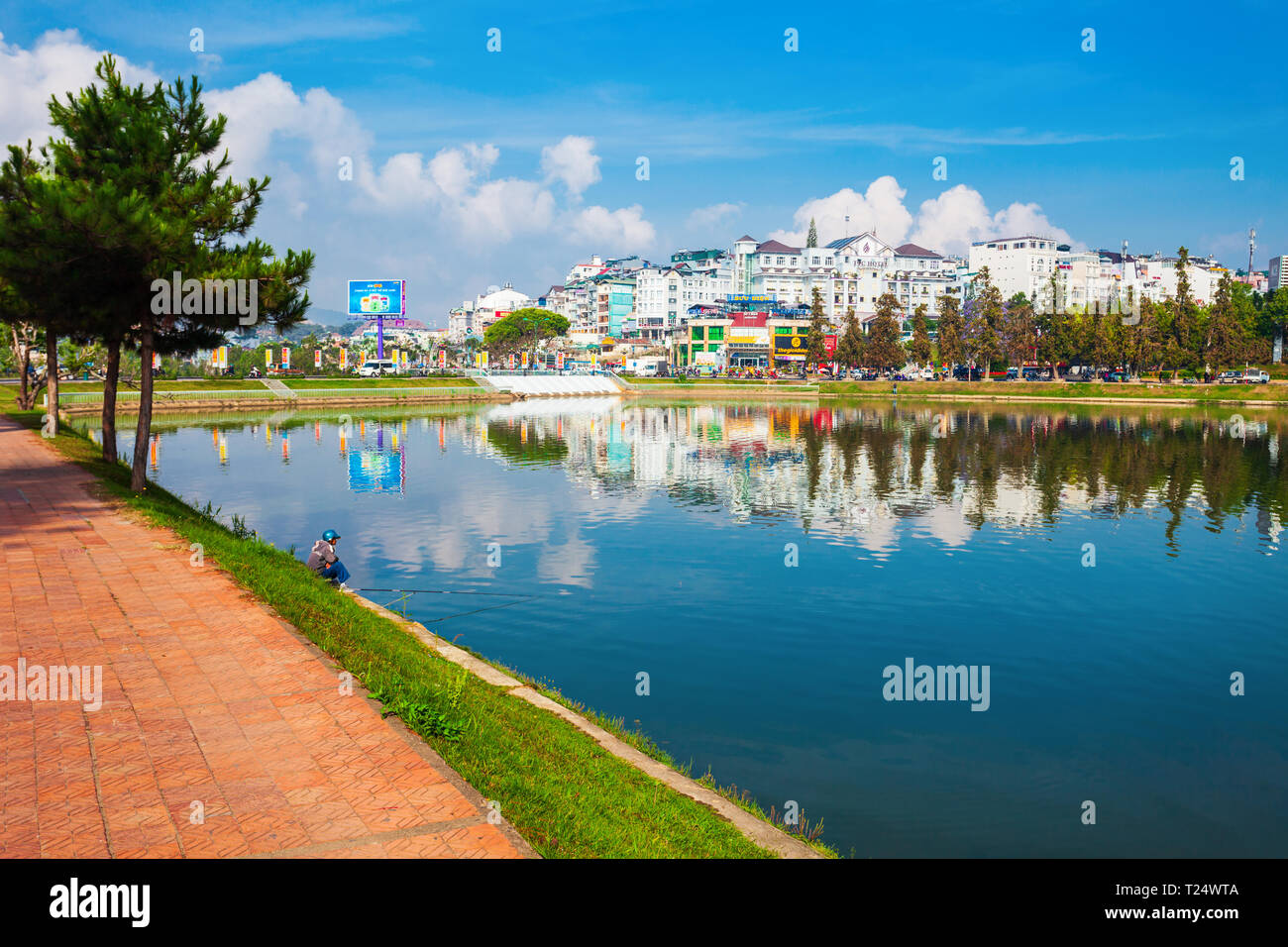 DALAT, VIETNAM - AM 14. MÄRZ 2018: Xuan Huong See in Dalat City in Vietnam. Stockfoto