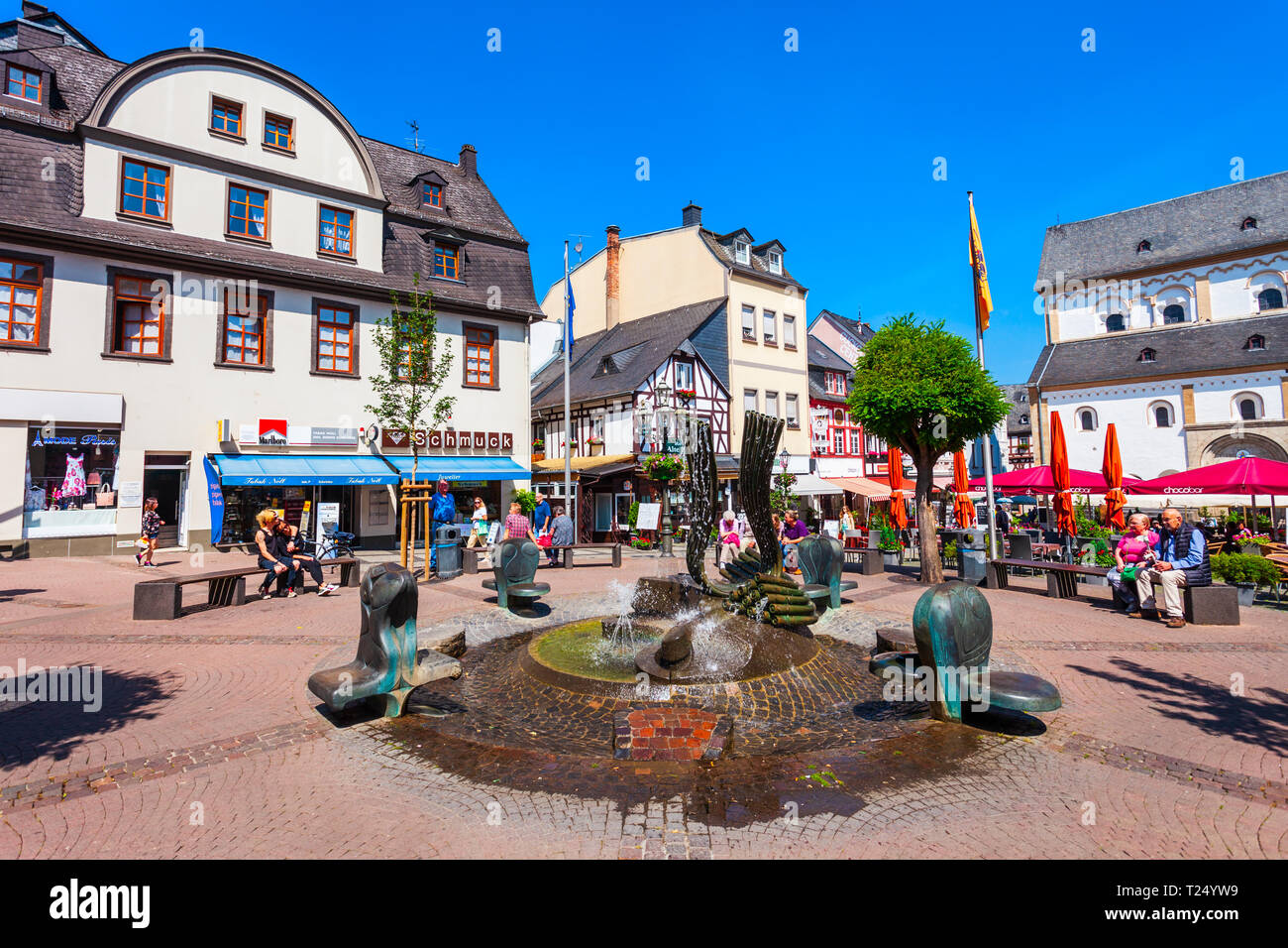 BOPPARD, Deutschland - 26. JUNI 2018: Marktplatz oder auf dem Marktplatz in Boppard. Boppard ist eine Stadt in der Rheinschlucht, Deutschland liegen. Stockfoto