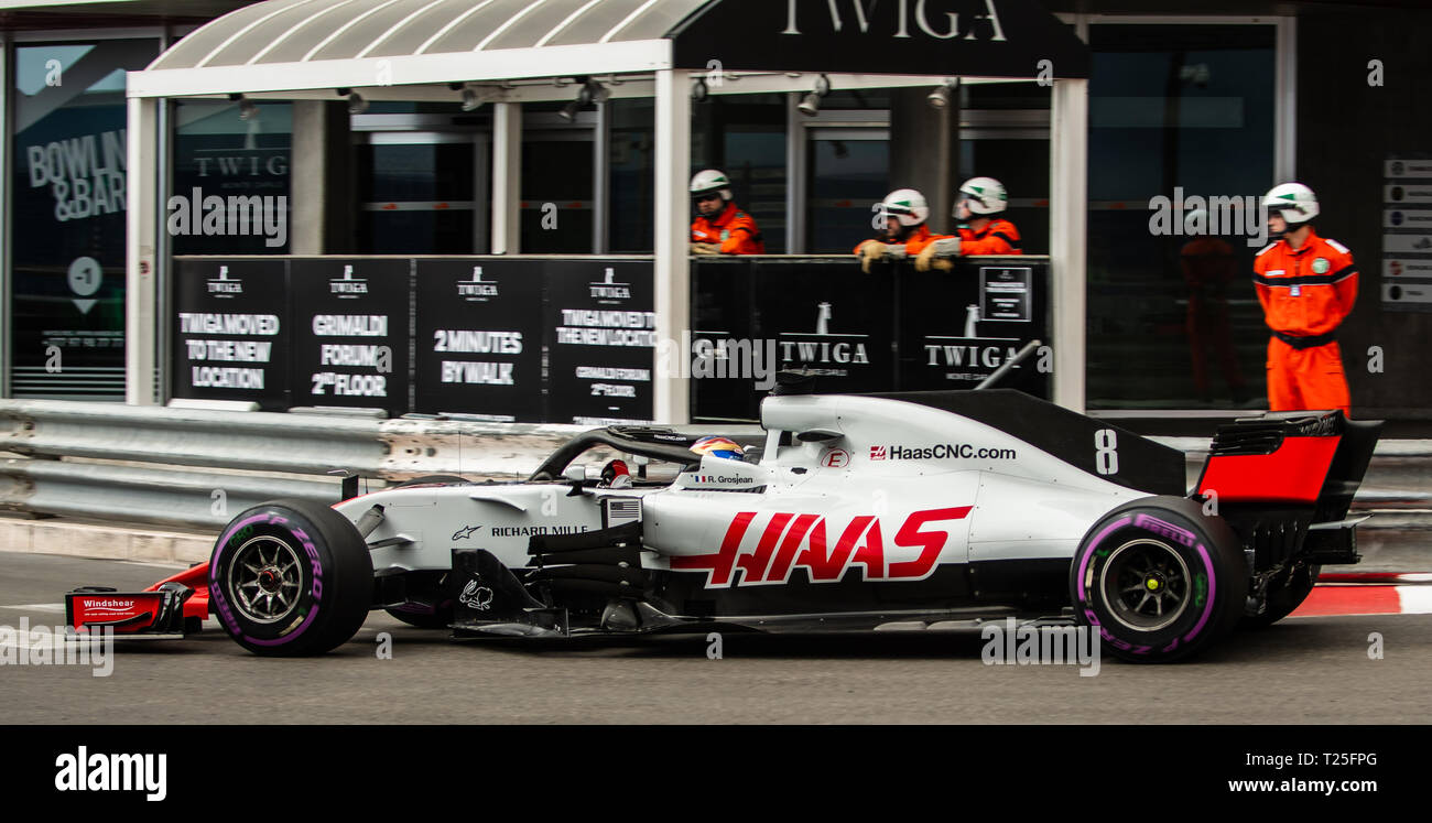 Monte Carlo / Monaco - 20/02/2018 - #8 Romain Grosjean (FRA) in seinem HAAS F1 RVF-18 während der öffnung Tag im Vorfeld des Grand Prix von Monaco 2018 Stockfoto