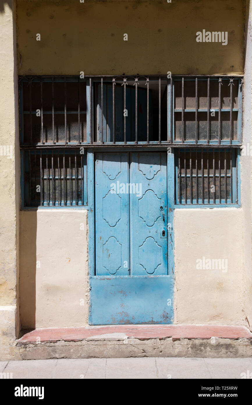 Closed Shop vor Havanna, Kuba Stockfoto
