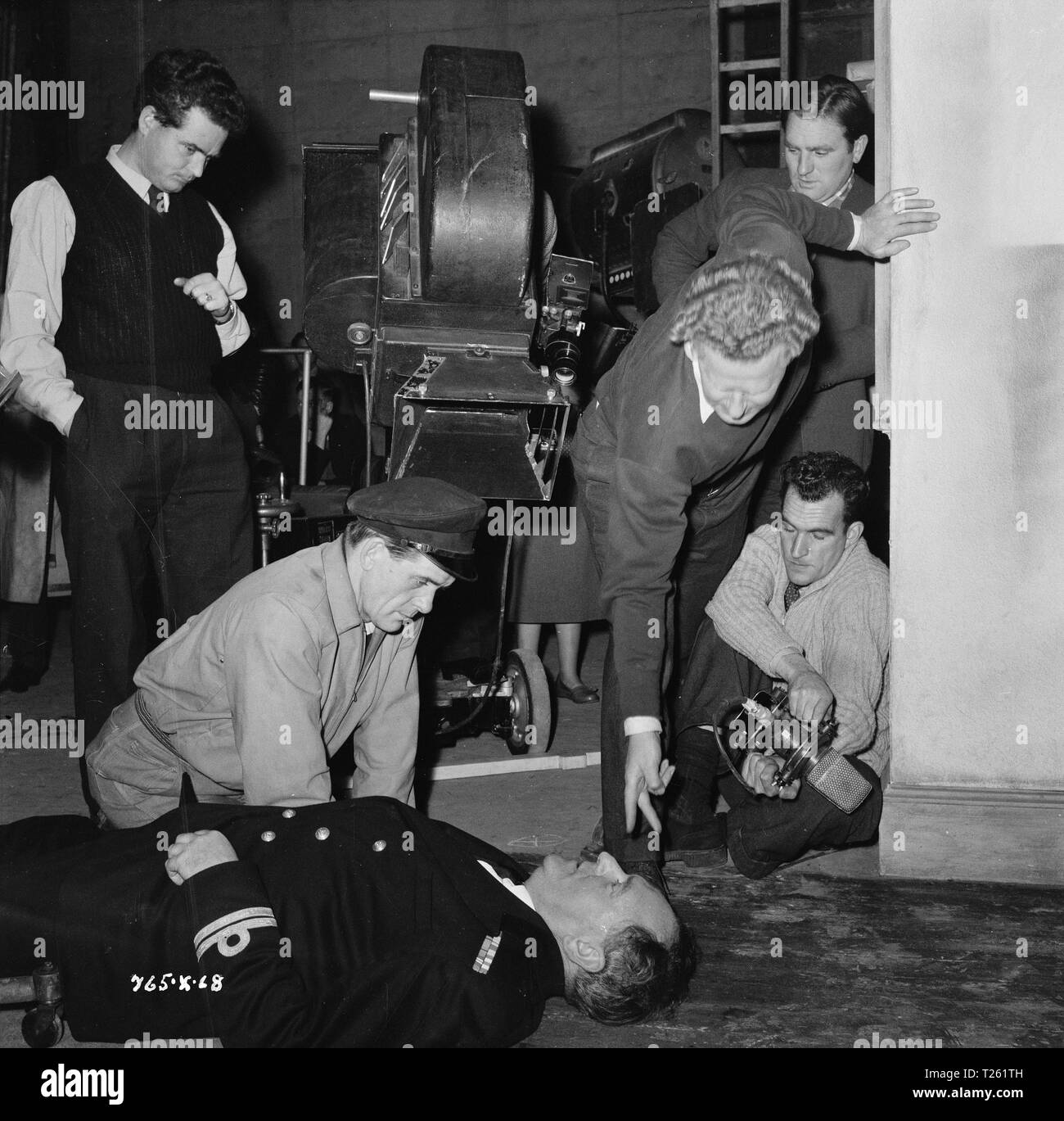 Das Schiff, das der Scham gestorben (1955) Bill Owen, Bernard Lee, Regisseur Basil Dearden, Datum: 1955 Stockfoto