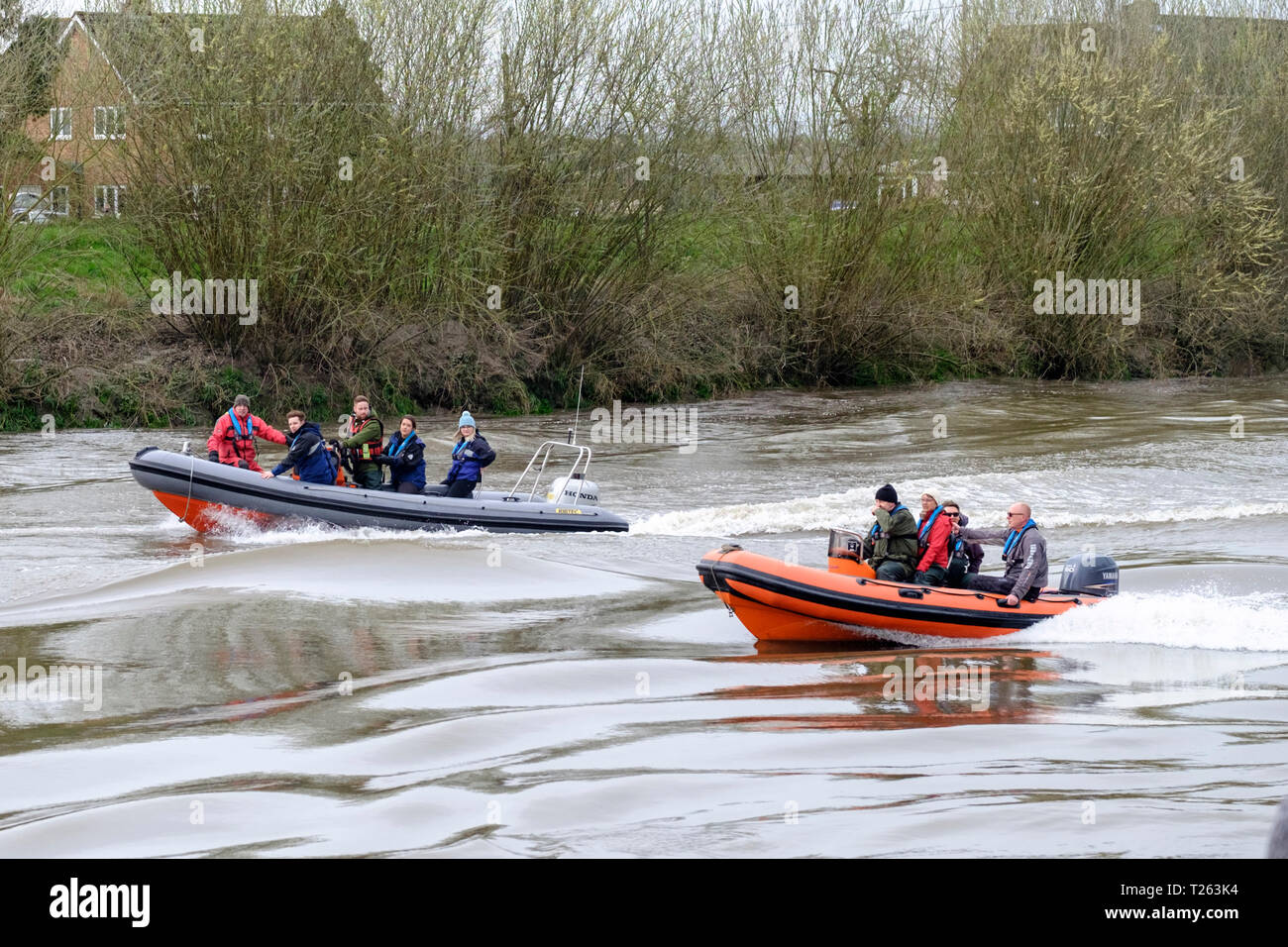 Die Severn Bore bei Minsterworth Gloucestershire, Großbritannien Stockfoto