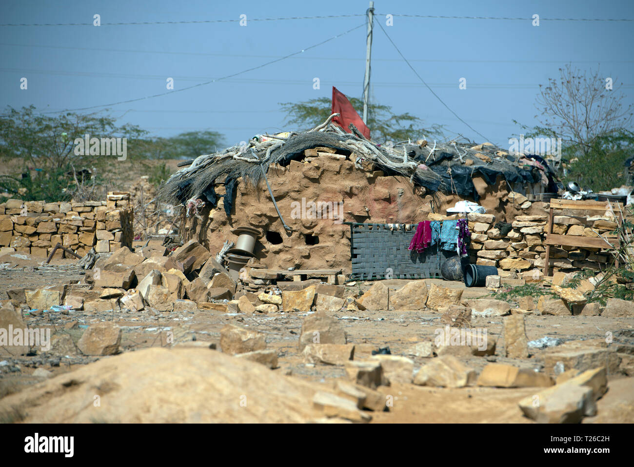 Ein traditionelles Haus der Bhil Stamm in einem kleinen Dorf in Rajasthan, Indien. Stockfoto