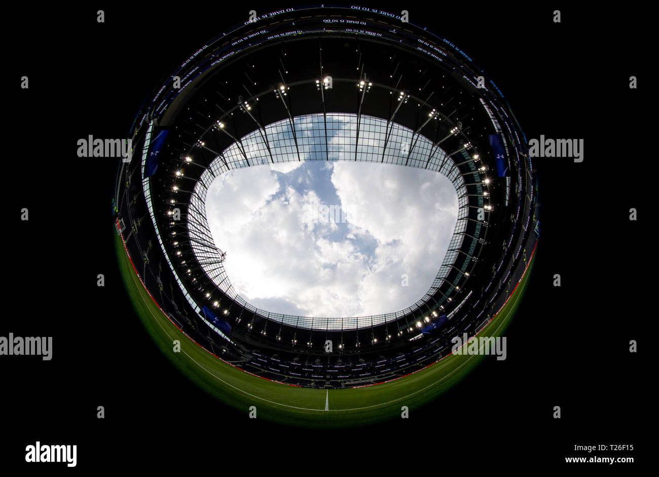 Allgemeine Ansicht der Masse im Vor dem Legenden Test event Match bei Tottenham Hotspur Stadium, London. Stockfoto