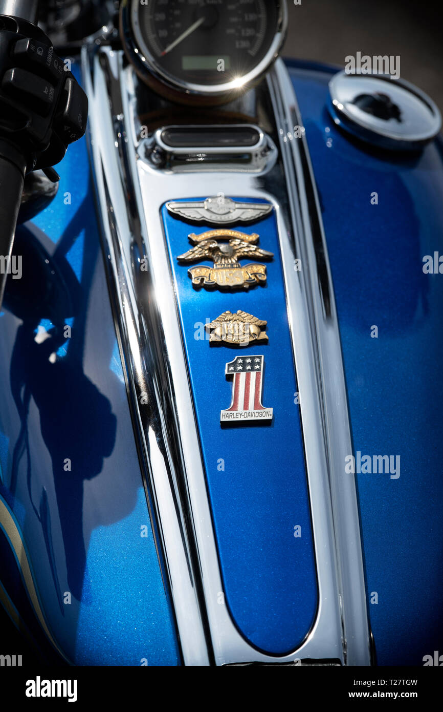 Chrome Harley Badge Stockfotos Und Bilder Kaufen Alamy