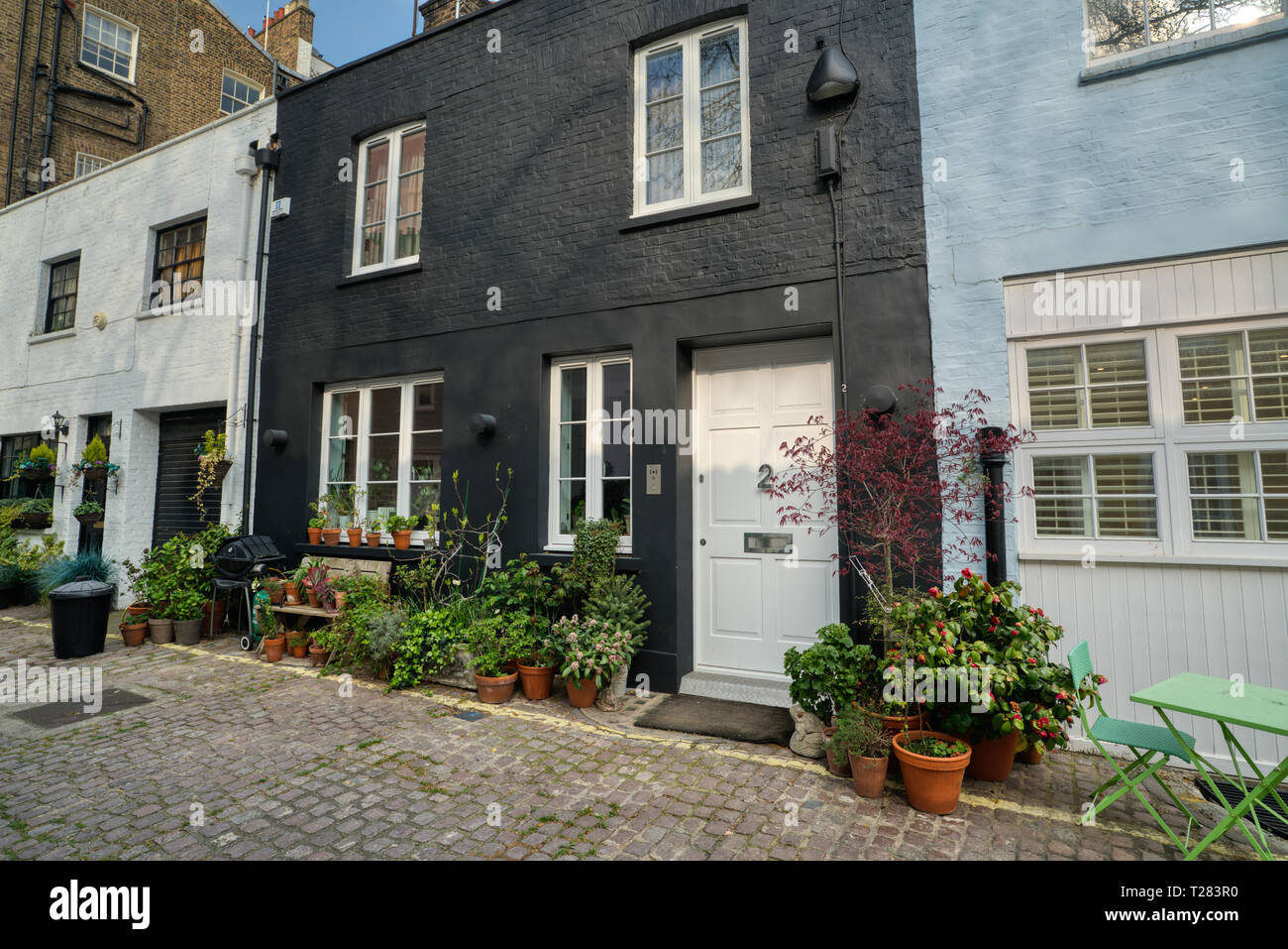 Connaught Dorf - Einzelhandel Luxus Hyde Park Estate Viertel an einem sonnigen Tag in London, Vereinigtes Königreich Stockfoto