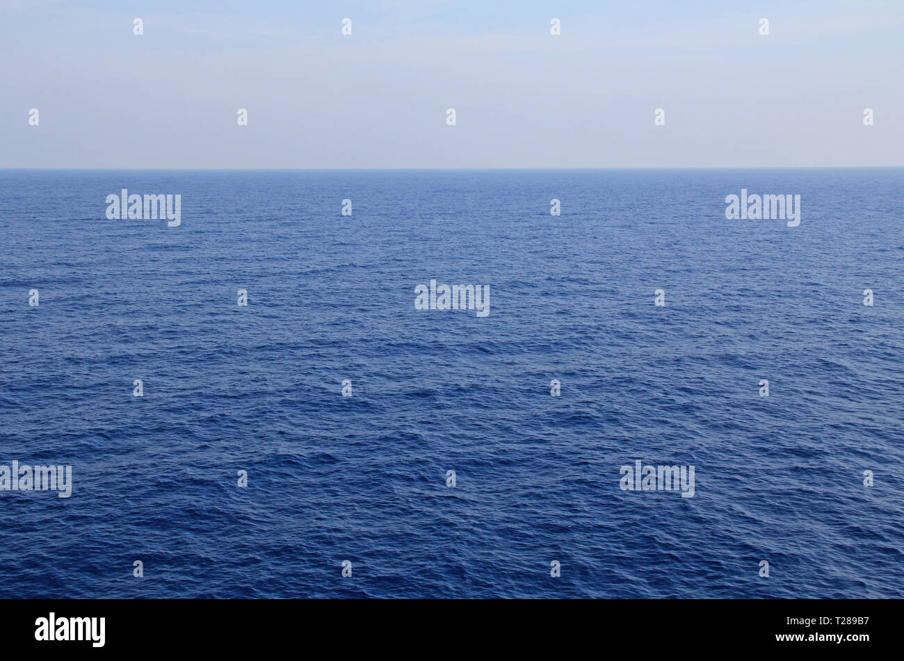 Ozean Wasser und Himmel strukturierten Hintergrund Stockfoto