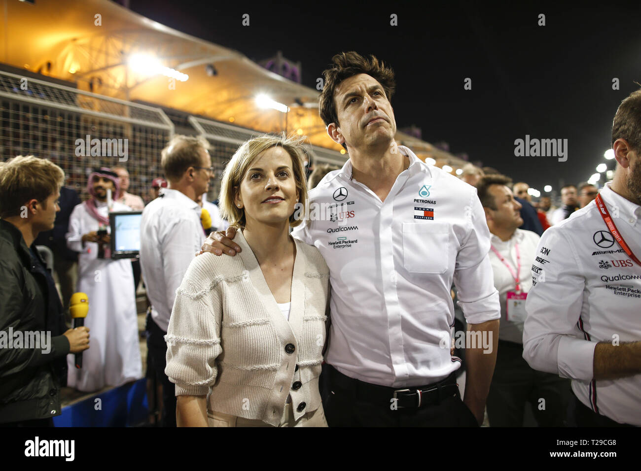pix Toto Wolff Wife Stephanie https www alamy de motorsport fia formel eins weltmeisterschaft 2019 grand prix von bahrain susie wolff toto wolff aut mercedes amg petronas motorsport 31032019 verwendung weltweit image242381896 html