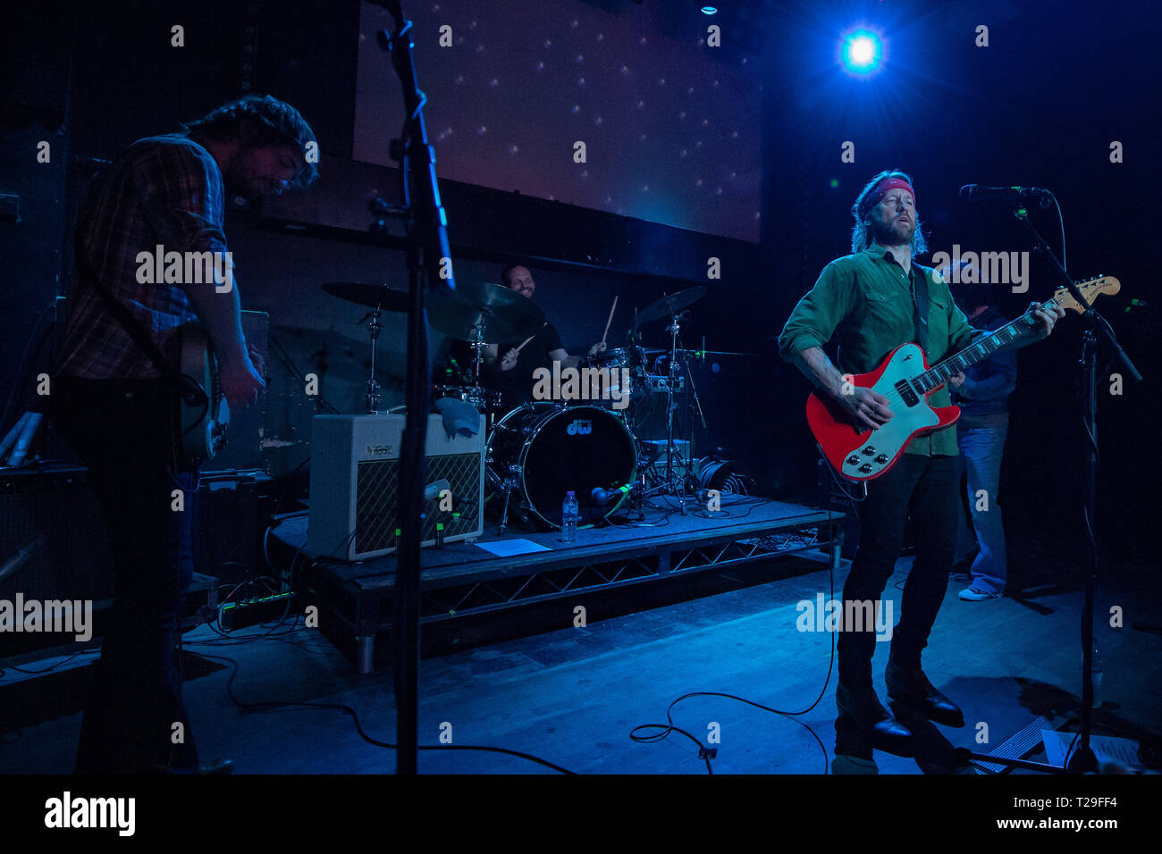 Brighton, UK. 31 Mär, 2019. Brighton, UK. Sonntag 31. März 2019. Chris Shiflett am besten als Lead gitarrist der Rockband Foo Fighters auf seine UK/Euro Tour am Treffpunkt, Kredit: Jason Richardson/Alamy Leben Nachrichten bekannt Stockfoto