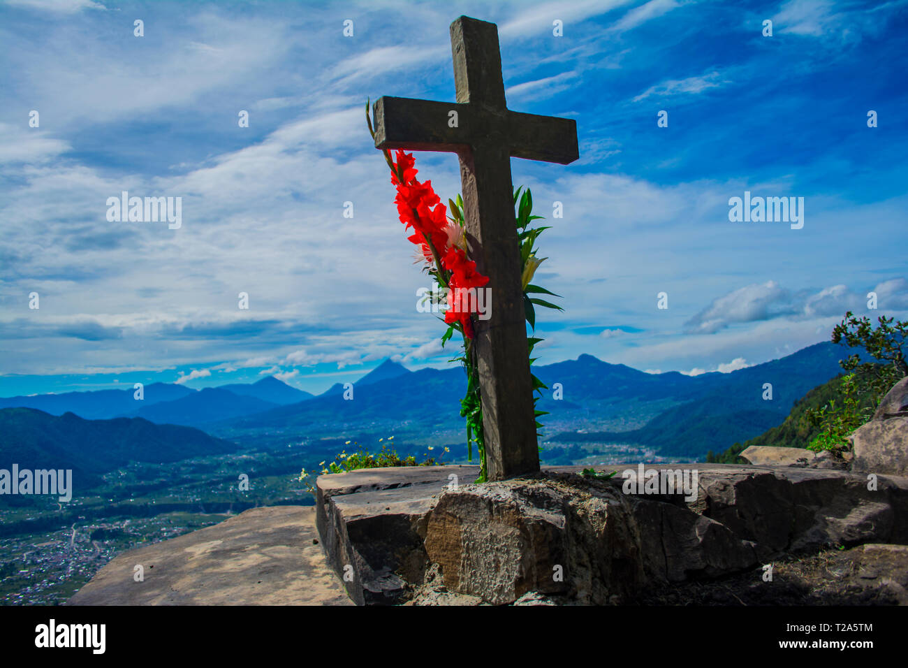 Mirador El granizo lugar Sagrado por los Pueblos Mayas en cajola Xela, Vista Al Gran Valle de los Altos xelaju noj. y los Municipios montañas volcanes Stockfoto